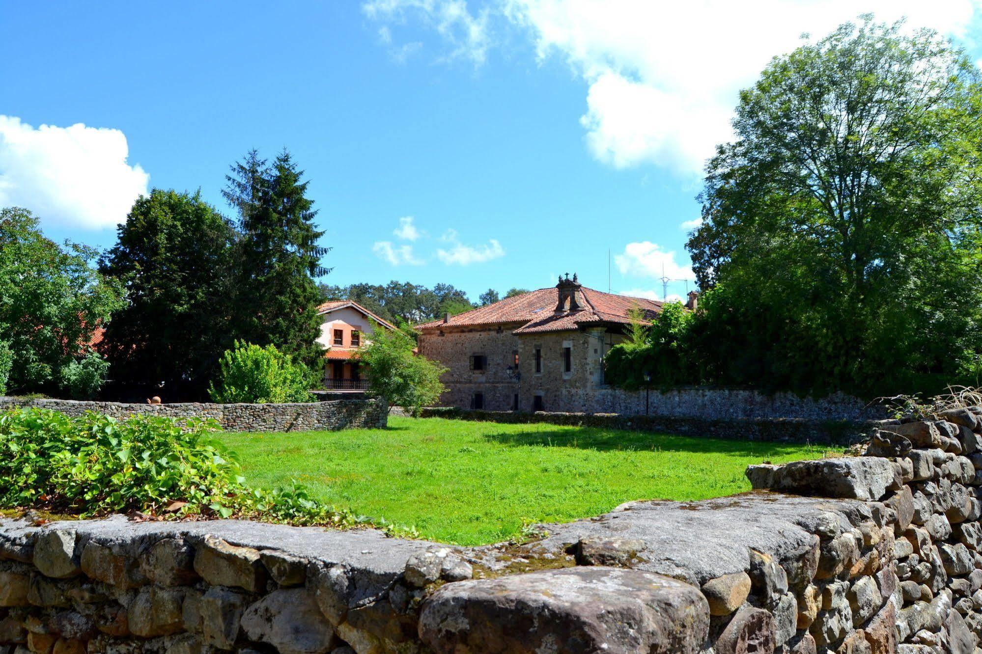 Hotel Termas de Liérganes Extérieur photo