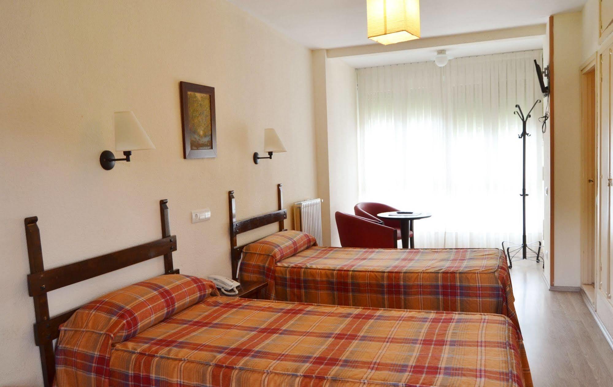 Hotel Termas de Liérganes Extérieur photo
